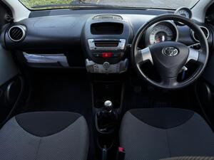 Toyota AYGO 1.0 VVT-i Mode Euro 5 5dr