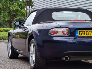 Mazda MX-5 1.8i Icon Euro 4 2dr