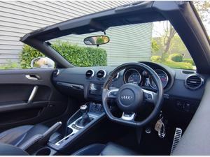 Audi TTS 2.0 TFSI Roadster quattro Euro 4 2dr
