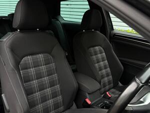 Volkswagen Golf 2.0 TDI BlueMotion Tech GTD Euro 6 (s/s) 3dr