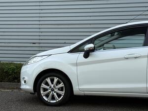 Ford Fiesta 1.4 Zetec 5dr