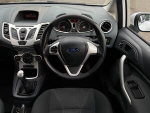 Ford Fiesta 1.4 Zetec 5dr