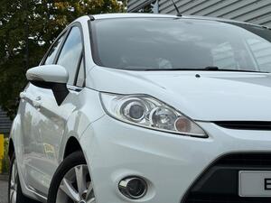 Ford Fiesta 1.4 Zetec 5dr