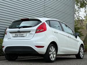 Ford Fiesta 1.4 Zetec 5dr