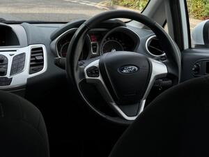 Ford Fiesta 1.4 Zetec 5dr