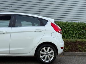 Ford Fiesta 1.4 Zetec 5dr