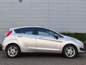 Ford Fiesta 1.25 Zetec Euro 6 5dr