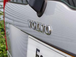 Volvo XC90 2.4 D5 SE SUV 5dr Diesel Geartronic (242 g/km, 163 bhp)
