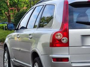 Volvo XC90 2.4 D5 SE SUV 5dr Diesel Geartronic (242 g/km, 163 bhp)