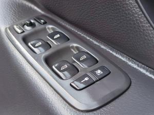 Volvo XC90 2.4 D5 SE SUV 5dr Diesel Geartronic (242 g/km, 163 bhp)