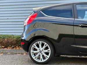 Ford Fiesta 1.0T EcoBoost Titanium EURO 6 (s/s) 3dr