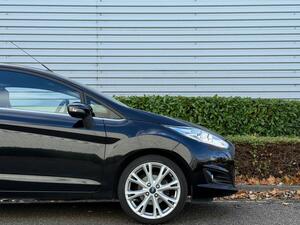 Ford Fiesta 1.0T EcoBoost Titanium EURO 6 (s/s) 3dr
