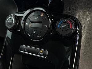 Ford Fiesta 1.0T EcoBoost Titanium EURO 6 (s/s) 3dr