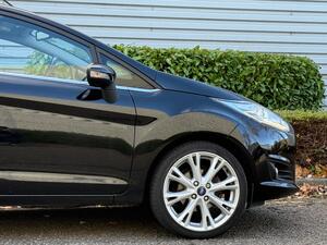 Ford Fiesta 1.0T EcoBoost Titanium EURO 6 (s/s) 3dr
