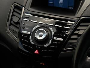 Ford Fiesta 1.0T EcoBoost Titanium EURO 6 (s/s) 3dr