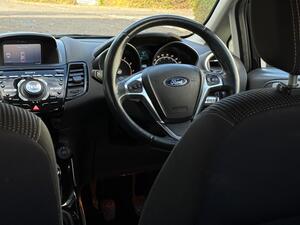 Ford Fiesta 1.0T EcoBoost Titanium EURO 6 (s/s) 3dr