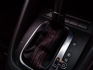 Volkswagen Golf 2.0 TSI GTI Hatchback 3dr Petrol DSG EURO 5 (210 PS)