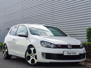 Volkswagen Golf 2.0 TSI GTI Hatchback 3dr Petrol DSG EURO 5 (210 PS)