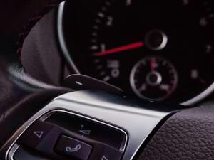 Volkswagen Golf 2.0 TSI GTI Hatchback 3dr Petrol DSG EURO 5 (210 PS)