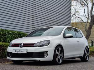 Volkswagen Golf 2.0 TSI GTI Hatchback 3dr Petrol DSG EURO 5 (210 PS)