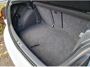 Volkswagen Golf 2.0 TSI GTI Hatchback 3dr Petrol DSG EURO 5 (210 PS)