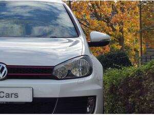 Volkswagen Golf 2.0 TSI GTI Hatchback 3dr Petrol DSG EURO 5 (210 PS)