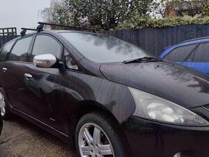 Mitsubishi Grandis 2.4 Warrior 5dr