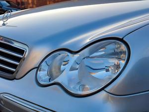 Mercedes-Benz C Class 2.5 C230 Avantgarde SE 7G-Tronic 4dr