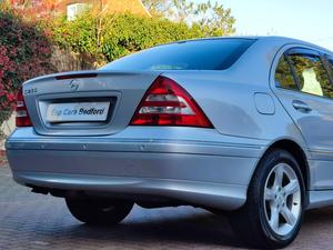 Mercedes-Benz C Class 2.5 C230 Avantgarde SE 7G-Tronic 4dr