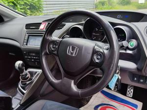 Honda Civic 1.6 i-DTEC ES-T Euro 5 (s/s) 5dr