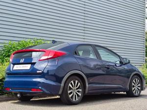 Honda Civic 1.6 i-DTEC ES-T Euro 5 (s/s) 5dr
