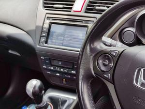 Honda Civic 1.6 i-DTEC ES-T Euro 5 (s/s) 5dr