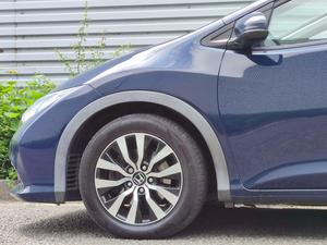 Honda Civic 1.6 i-DTEC ES-T Euro 5 (s/s) 5dr