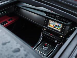 Jaguar XF 3.0 V6 S AUTO EURO 6 (s/s) 4dr