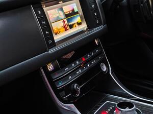 Jaguar XF 3.0 V6 S AUTO EURO 6 (s/s) 4dr