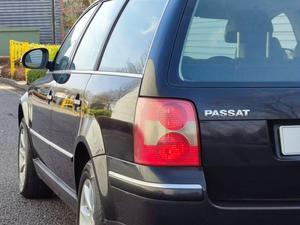 Volkswagen Passat 1.9 TDI PD Highline Plus 5dr