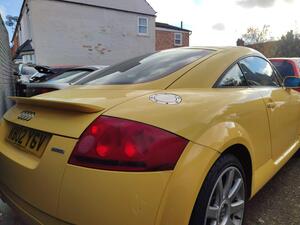 Audi TT 1.8T quattro 2dr