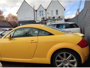 Audi TT 1.8T quattro 2dr