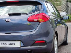 Kia Ceed 1.6 GDi EcoDynamics 2 Euro 5 (s/s) 5dr