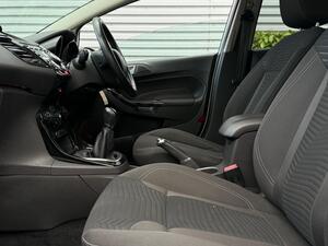 Ford Fiesta 1.0T EcoBoost Titanium EURO 5 (s/s) 5dr