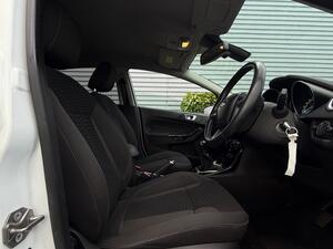 Ford Fiesta 1.0T EcoBoost Titanium EURO 5 (s/s) 5dr