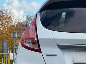 Ford Fiesta 1.0T EcoBoost Titanium EURO 5 (s/s) 5dr