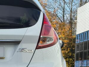 Ford Fiesta 1.0T EcoBoost Titanium EURO 5 (s/s) 5dr