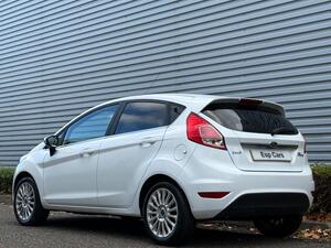 Ford Fiesta 1.0T EcoBoost Titanium EURO 5 (s/s) 5dr