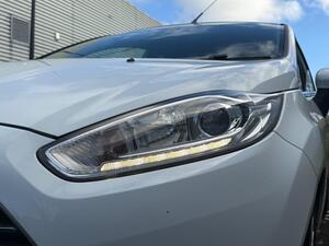 Ford Fiesta 1.0T EcoBoost Titanium EURO 5 (s/s) 5dr