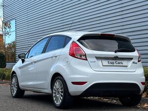 Ford Fiesta 1.0T EcoBoost Titanium EURO 5 (s/s) 5dr
