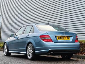Mercedes-Benz C Class 2.1 C250 CDI BlueEfficiency Sport AUTO EURO 5 4dr