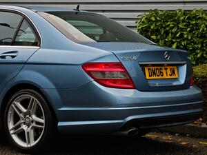 Mercedes-Benz C Class 2.1 C250 CDI BlueEfficiency Sport AUTO EURO 5 4dr