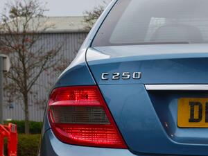 Mercedes-Benz C Class 2.1 C250 CDI BlueEfficiency Sport AUTO EURO 5 4dr