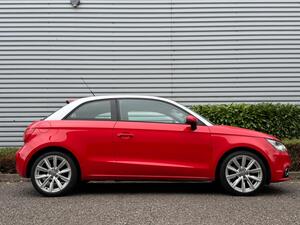 Audi A1 1.6 TDI Sport EURO 5 (s/s) 3dr